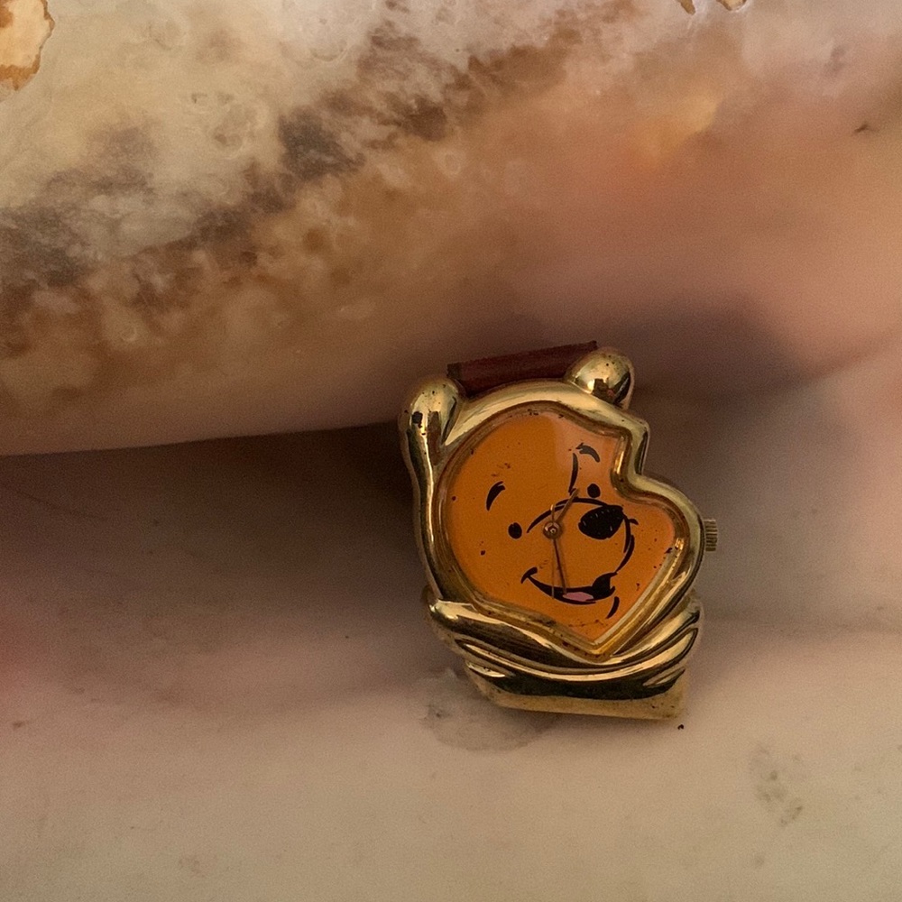 Disney 1990’s Winnie The Pooh Watchbogoho - image 4